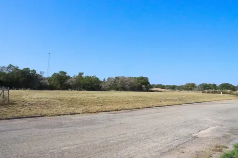 205 E Kelly Lane San Saba TX 76877