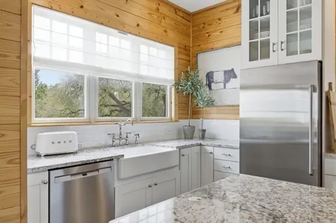225 Cosmos Lane Driftwood TX 78619