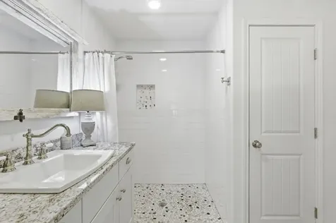 225 Cosmos Lane Driftwood TX 78619