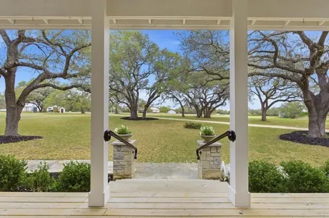 225 Cosmos Lane Driftwood TX 78619