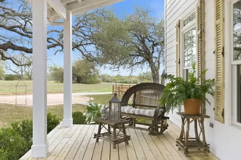 225 Cosmos Lane Driftwood TX 78619