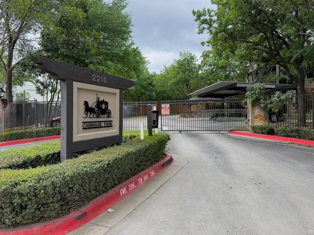 2216 Thornton Road Austin TX 78704