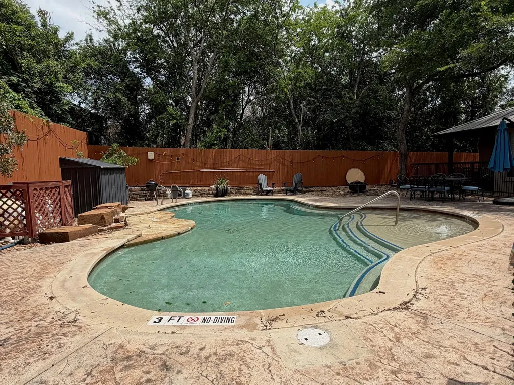 2216 Thornton Road Austin TX 78704
