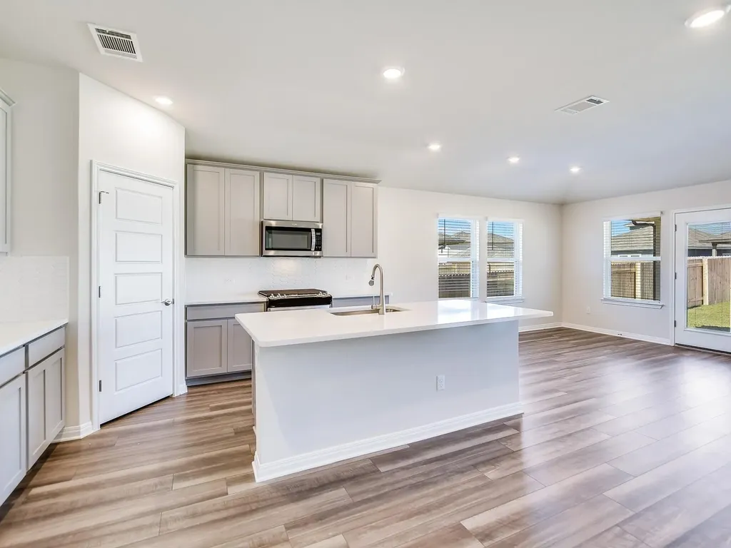 109 Rivendale Street Liberty Hill TX 78642