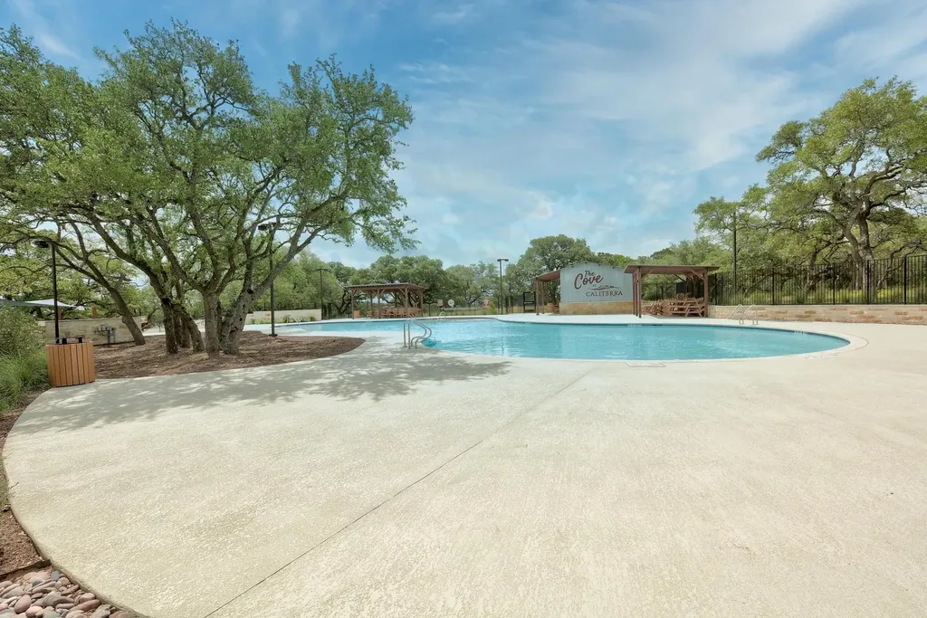 509 Climbing Rock Loop Dripping Springs TX 78620