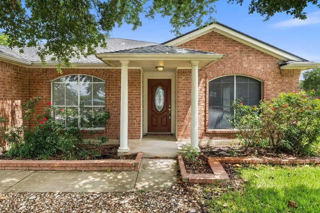 4006 Texella Cove Round Rock TX 78681