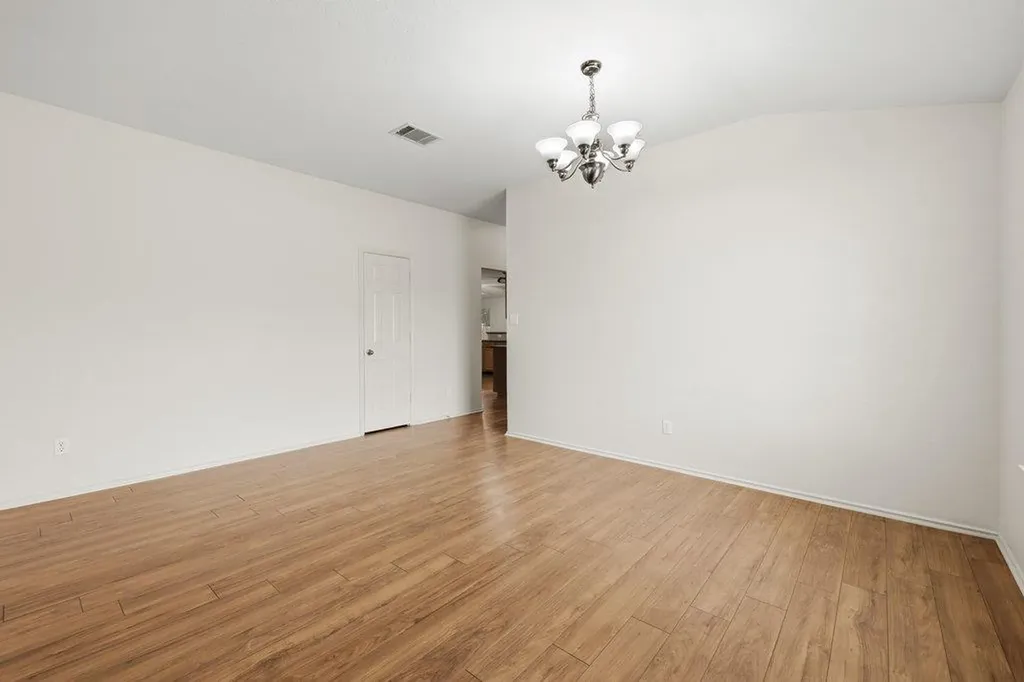 4006 Texella Cove Round Rock TX 78681