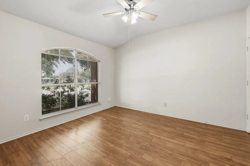 4006 Texella Cove Round Rock TX 78681