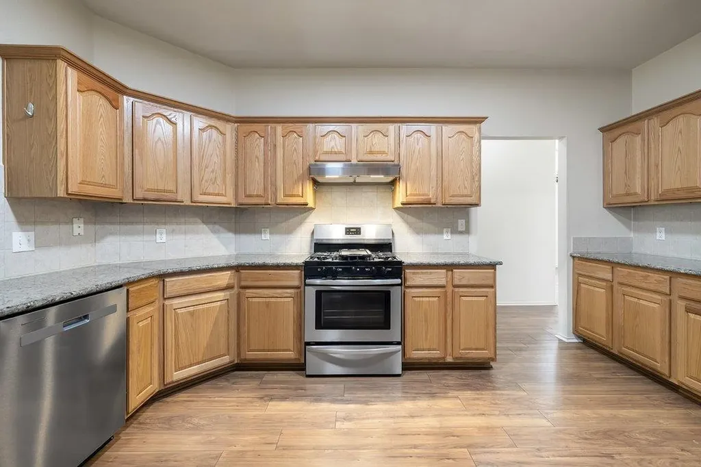 4006 Texella Cove Round Rock TX 78681