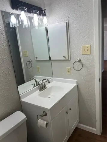 6204 Shadow Bend Austin TX 78745