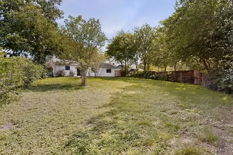 6204 Shadow Bend Austin TX 78745