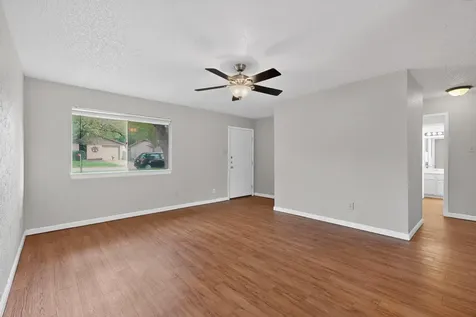 6204 Shadow Bend Austin TX 78745