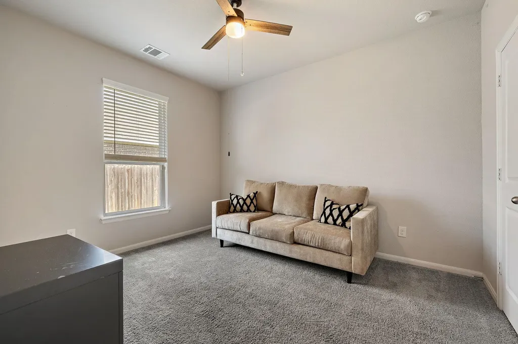 503 Hendelson Lane Hutto TX 78634
