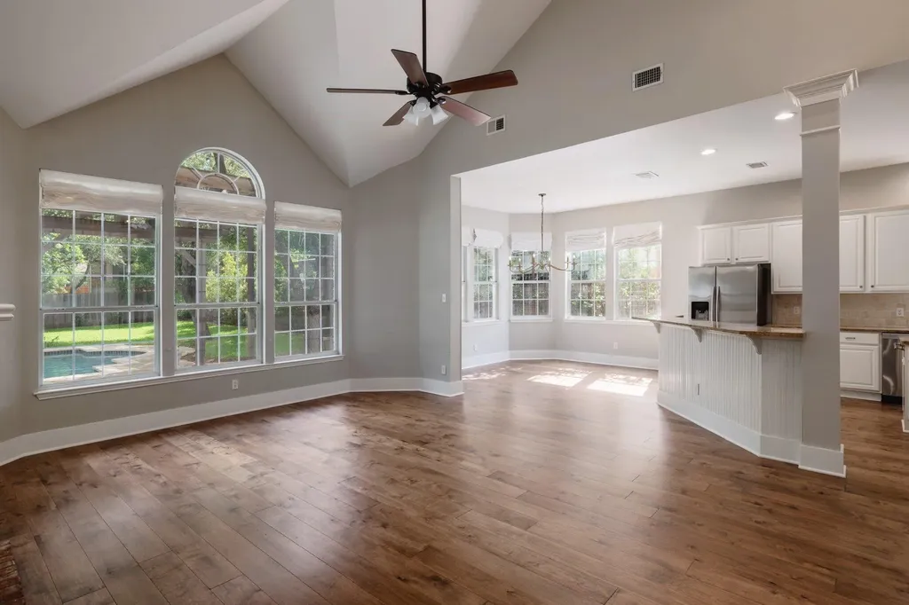 5512 Ballenton Lane Austin TX 78739