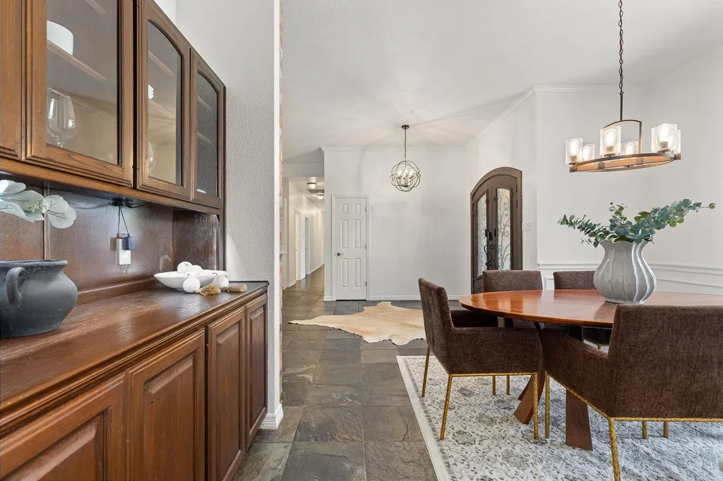 105 Bonnie Rose Georgetown TX 78633