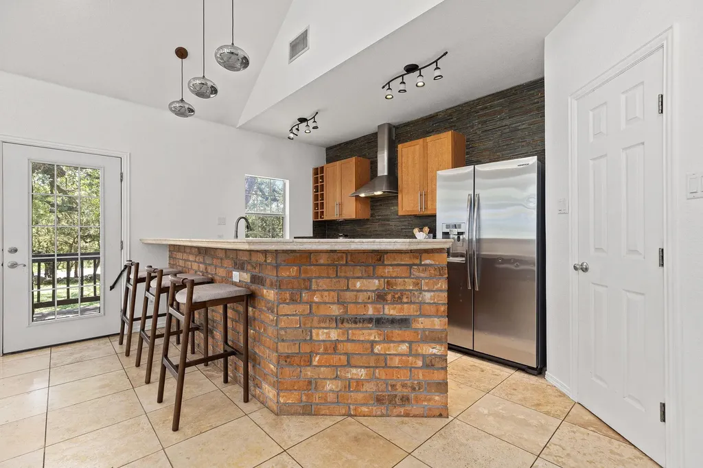 105 Bonnie Rose Georgetown TX 78633