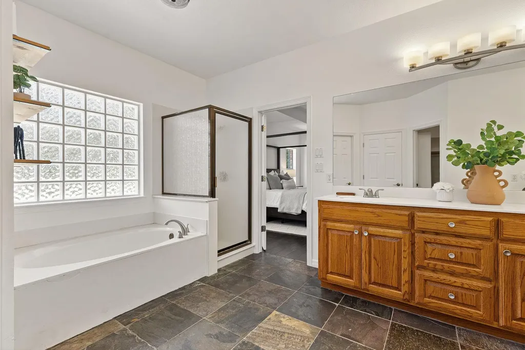 105 Bonnie Rose Georgetown TX 78633