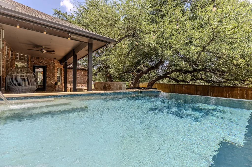 105 Bonnie Rose Georgetown TX 78633