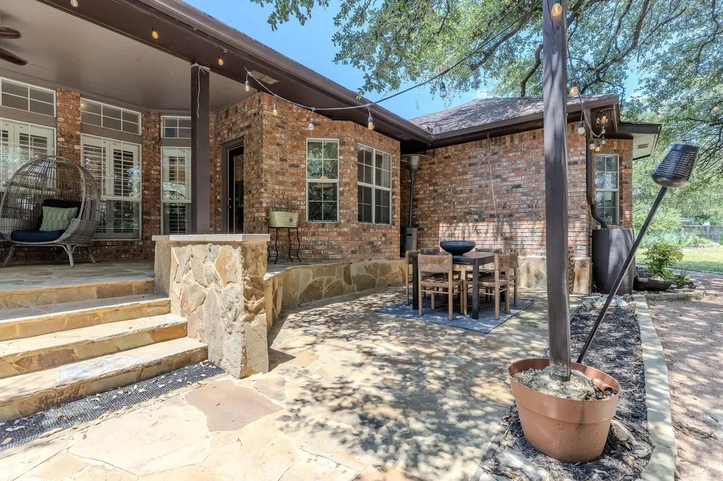 105 Bonnie Rose Georgetown TX 78633