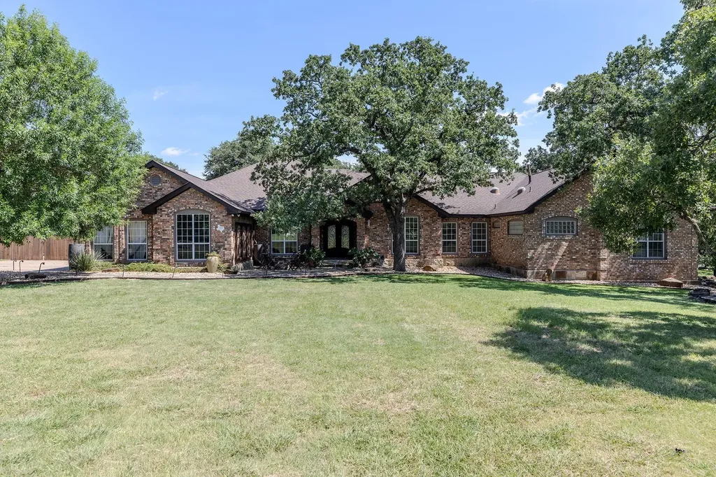105 Bonnie Rose Georgetown TX 78633