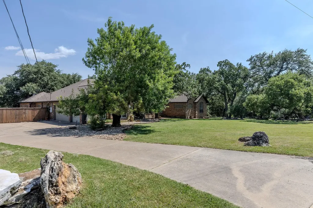 105 Bonnie Rose Georgetown TX 78633