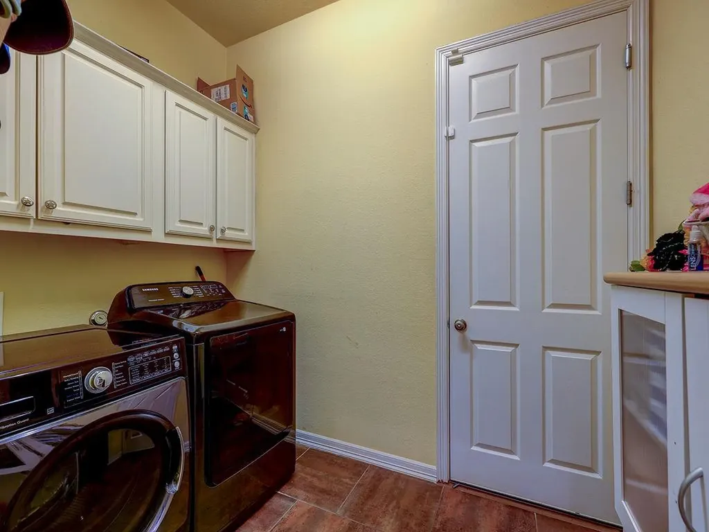 3327 Marcasite Drive Round Rock TX 78681