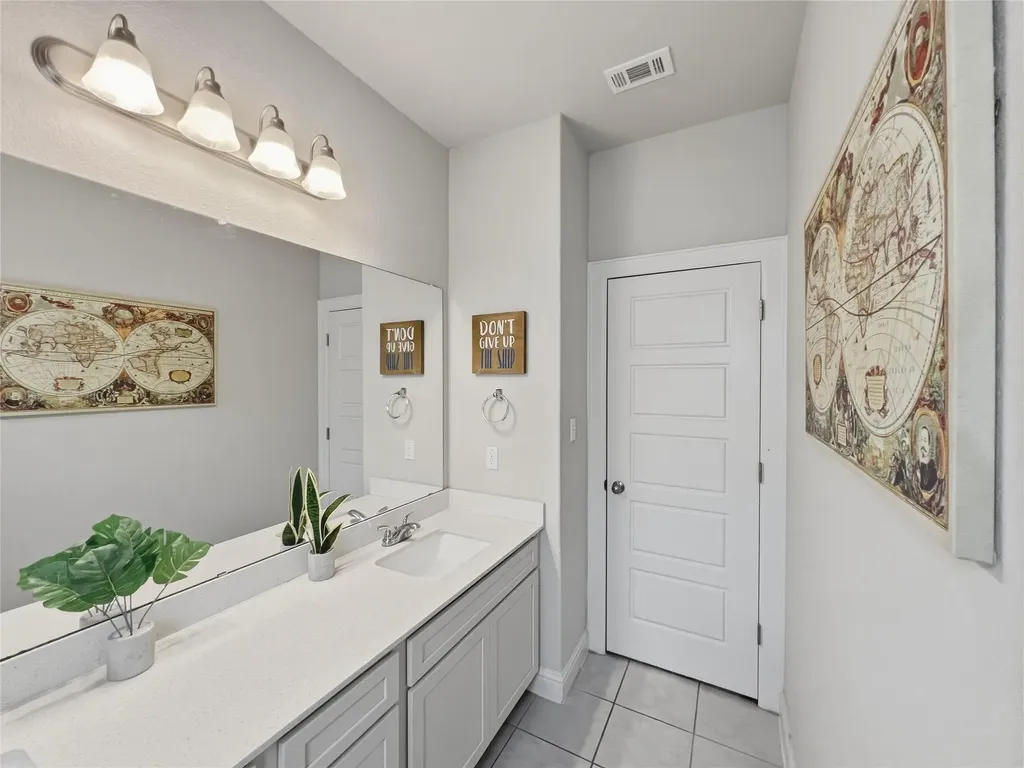 309 Gaida Loop Georgetown TX 78628