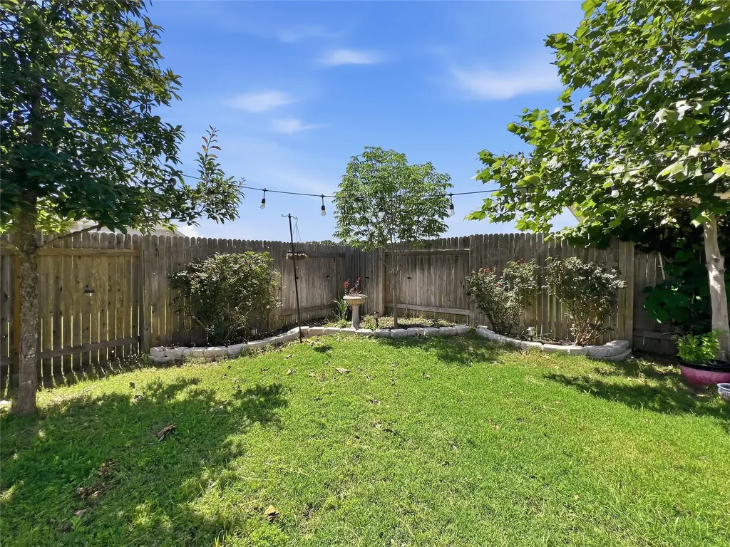 309 Gaida Loop Georgetown TX 78628