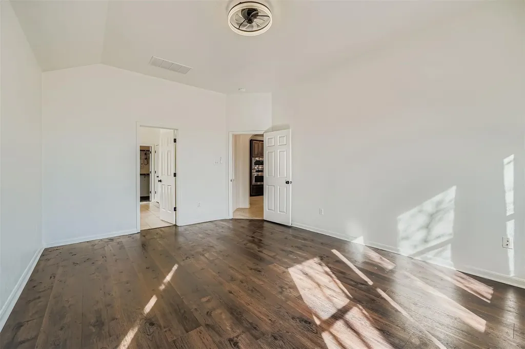 212 Great Circle Cove Austin TX 78717