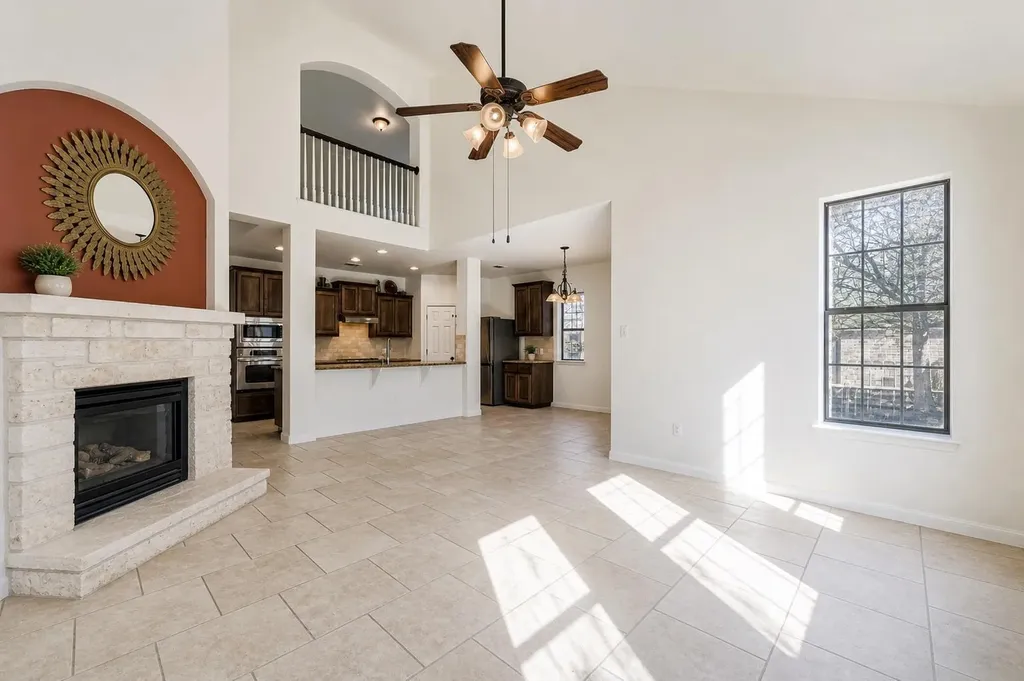 212 Great Circle Cove Austin TX 78717
