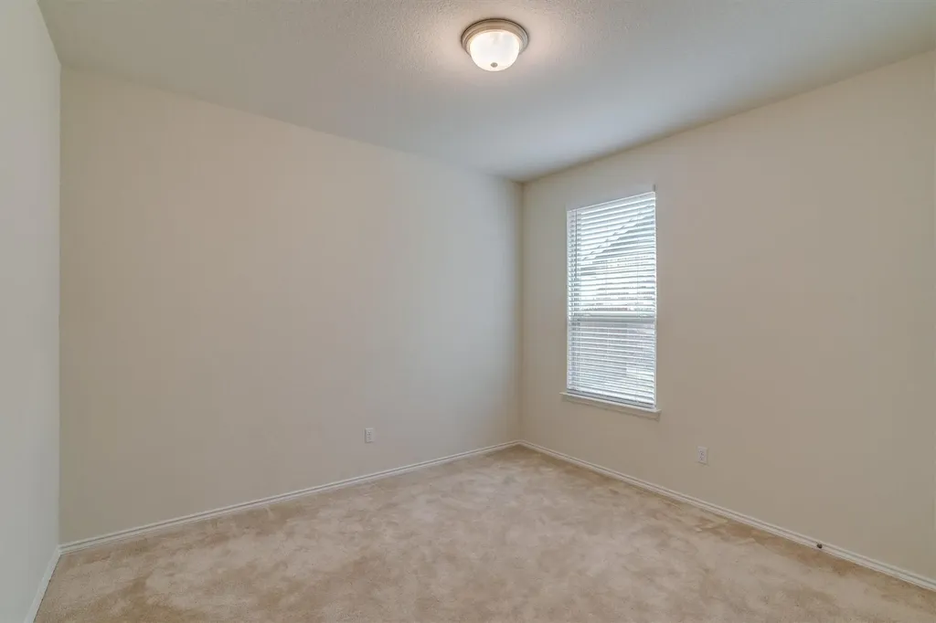 138 Duroc Drive Hutto TX 78634