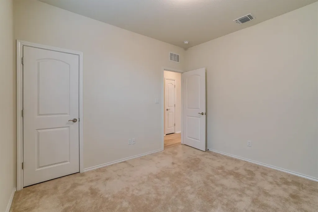 138 Duroc Drive Hutto TX 78634