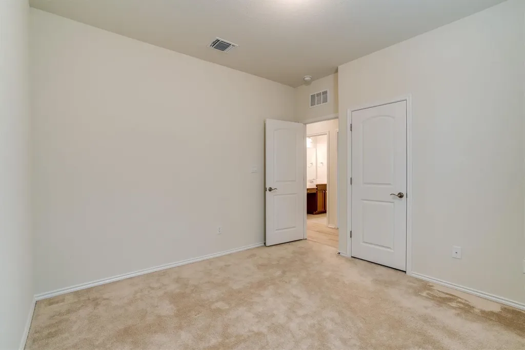 138 Duroc Drive Hutto TX 78634