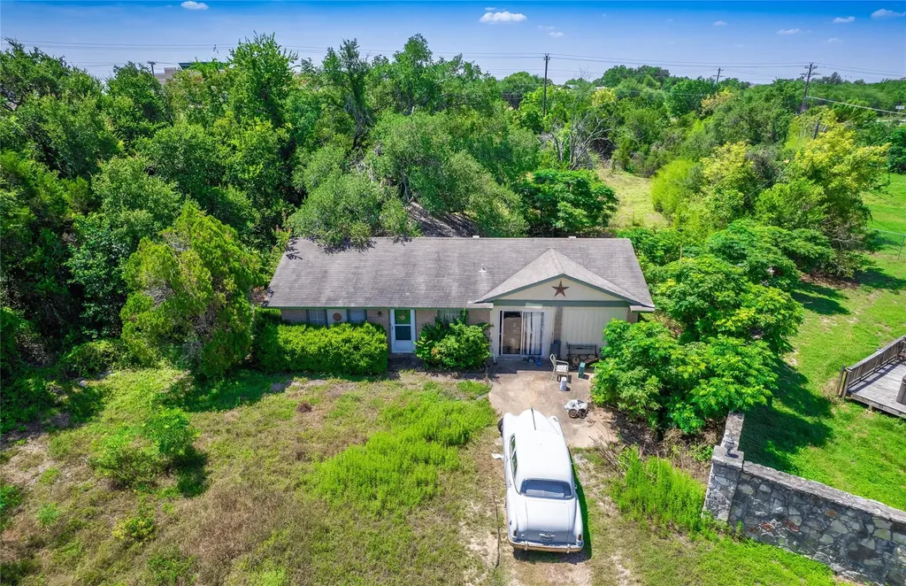 10203 Oak Grove Circle Austin TX 78736
