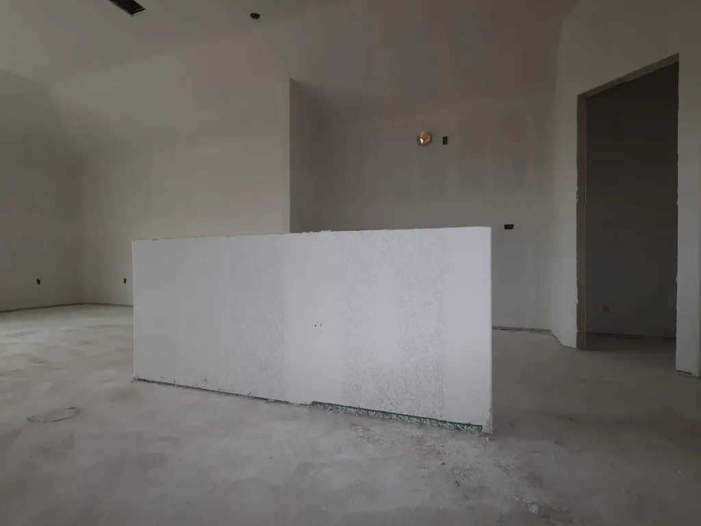 12404 Setting Peak Lane Buda TX 78610