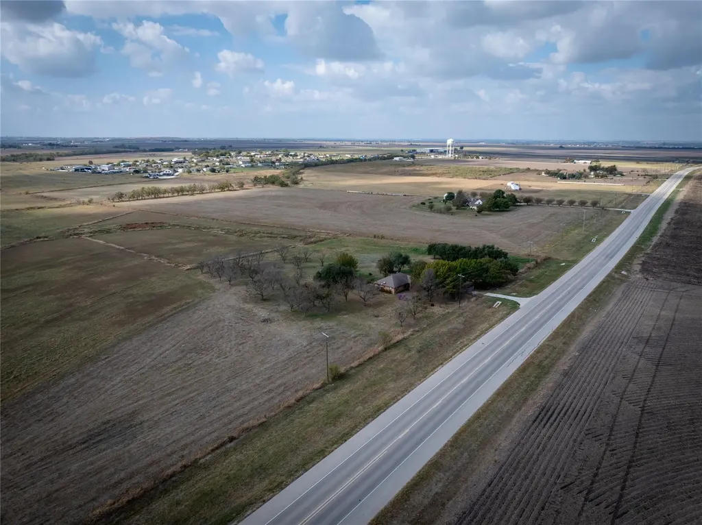 4100 County Road 101 Road Taylor TX 76574