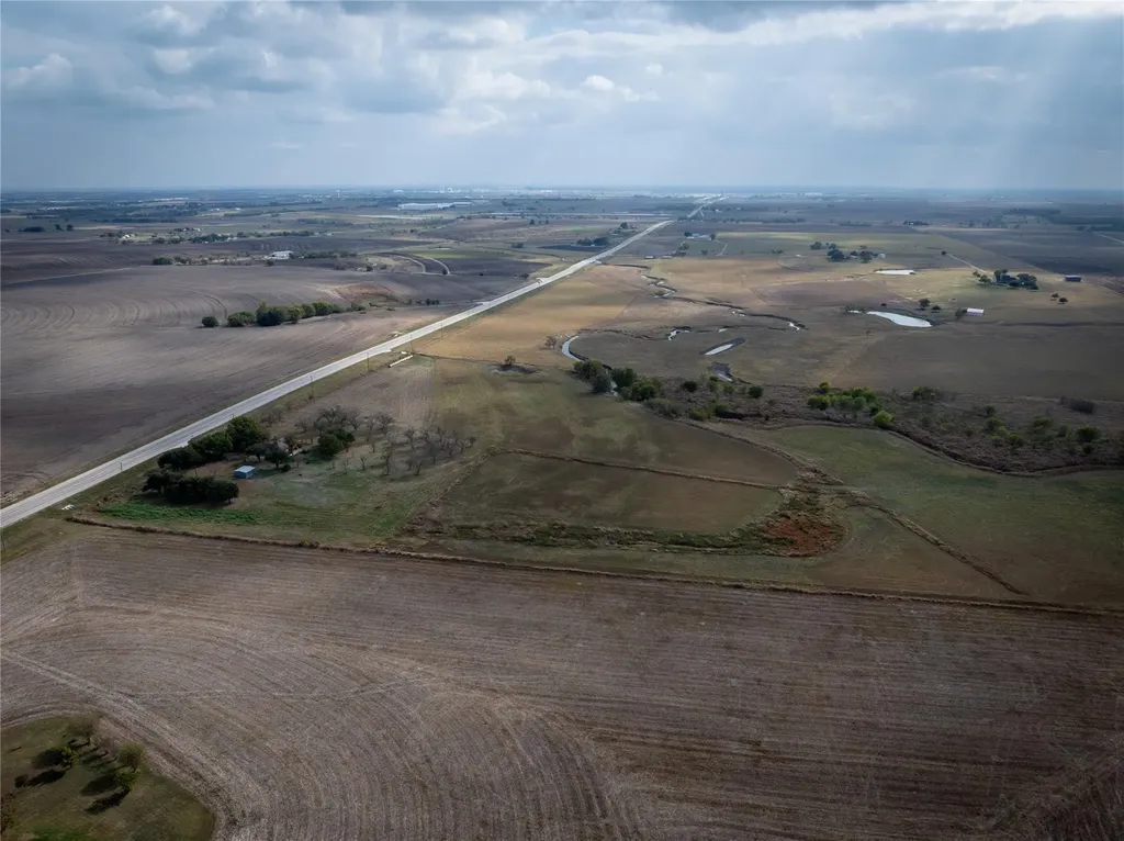 4100 County Road 101 Road Taylor TX 76574
