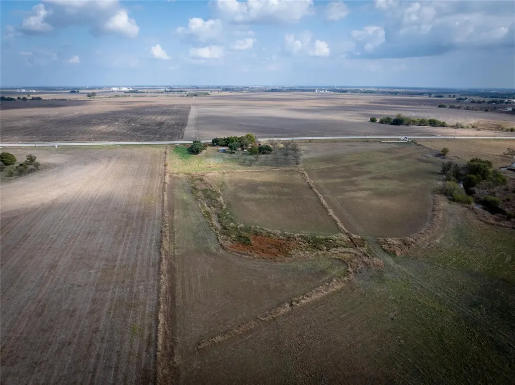 4100 County Road 101 Road Taylor TX 76574