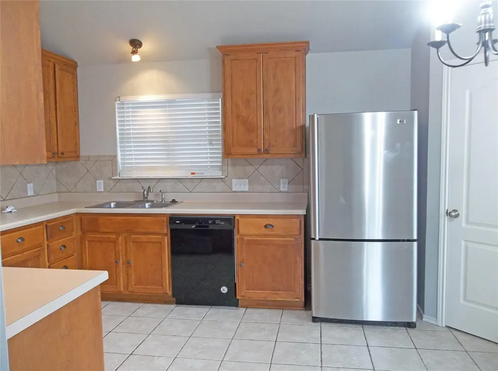 110 Fossil Trail Leander TX 78641