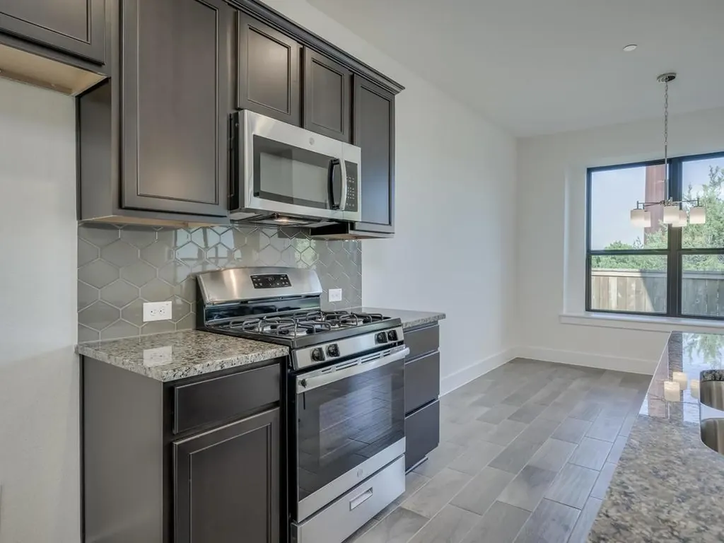 12327 Maypole Bend Austin TX 78717