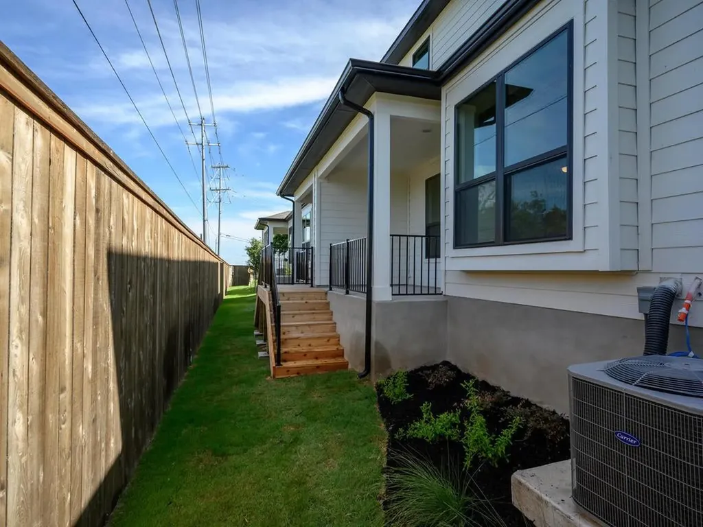 12327 Maypole Bend Austin TX 78717