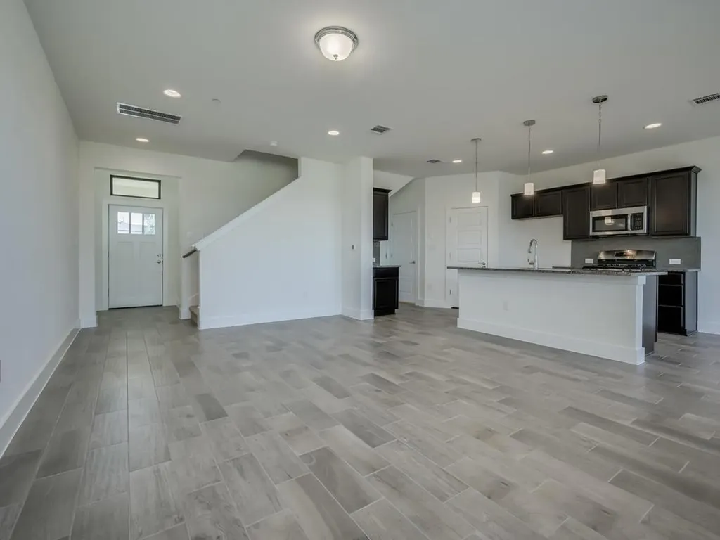 12327 Maypole Bend Austin TX 78717