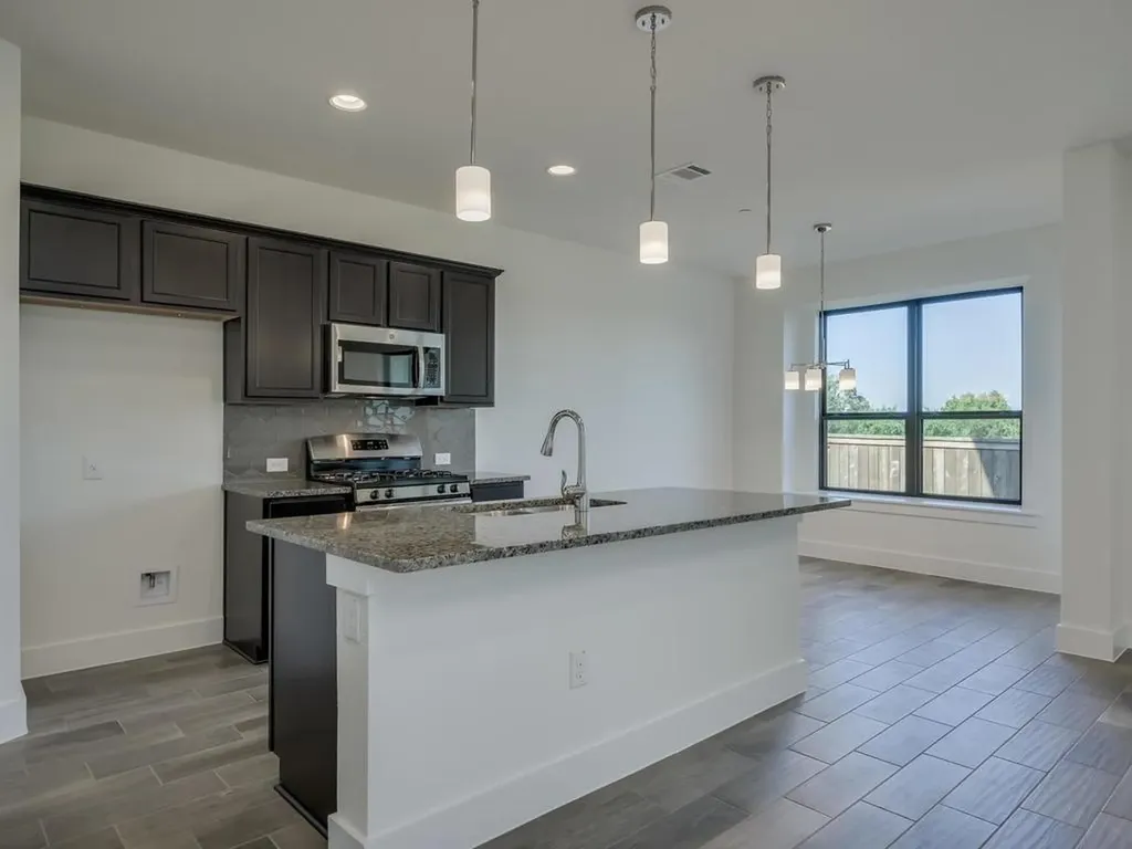12327 Maypole Bend Austin TX 78717