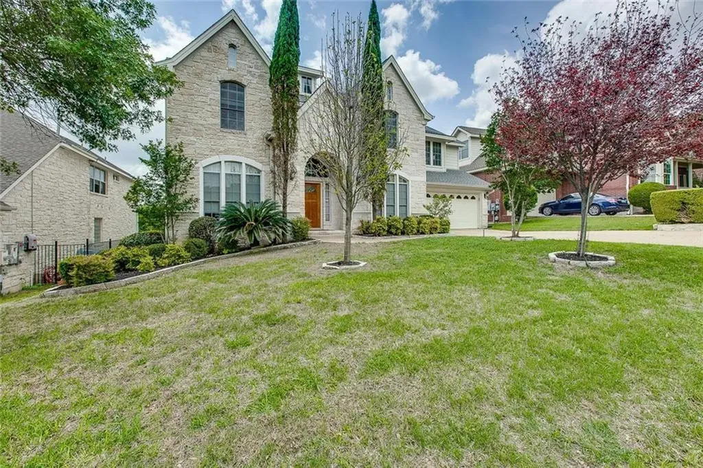 10025 Dianella Lane Austin TX 78759
