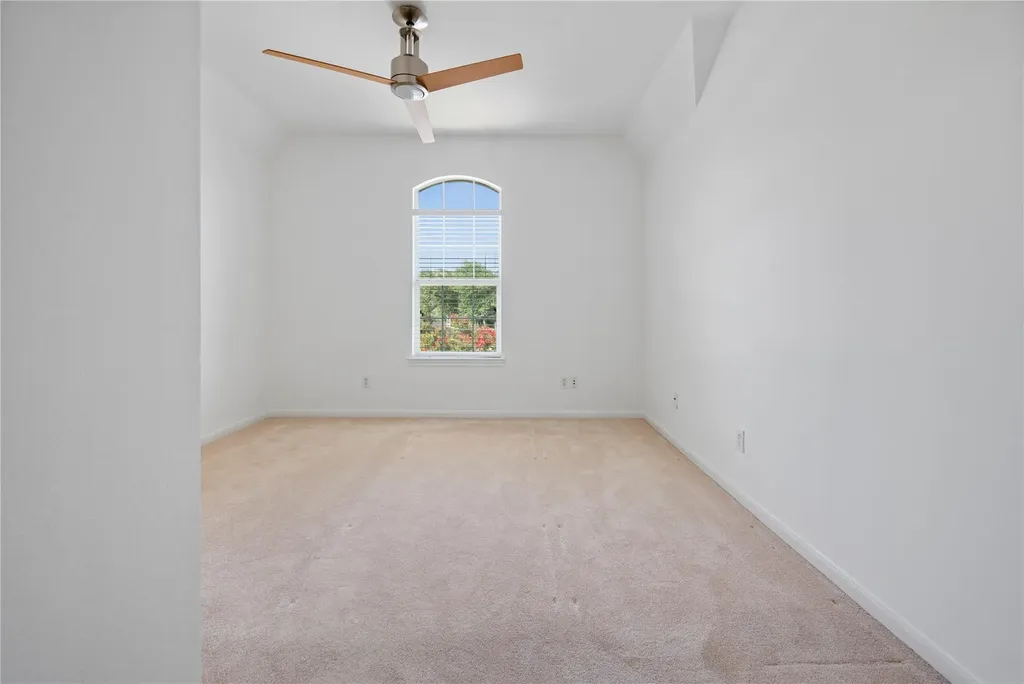 10025 Dianella Lane Austin TX 78759