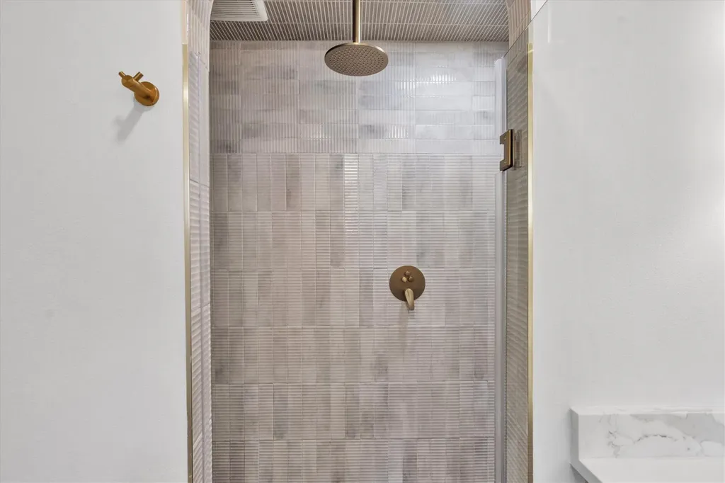 6807 Roanoke Drive Austin TX 78723