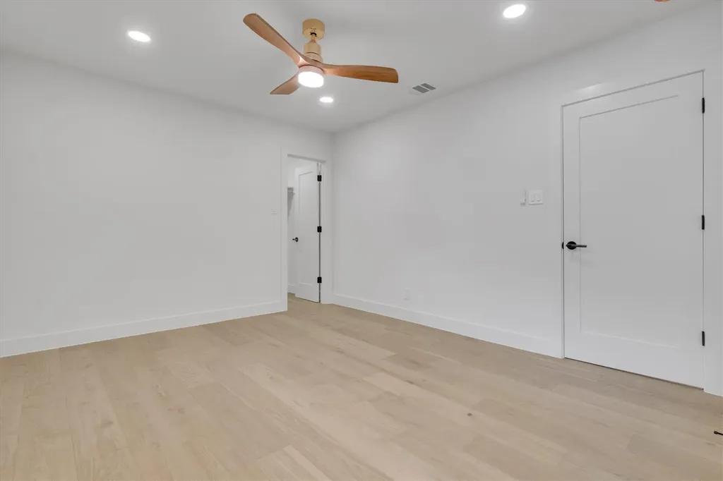 6807 Roanoke Drive Austin TX 78723