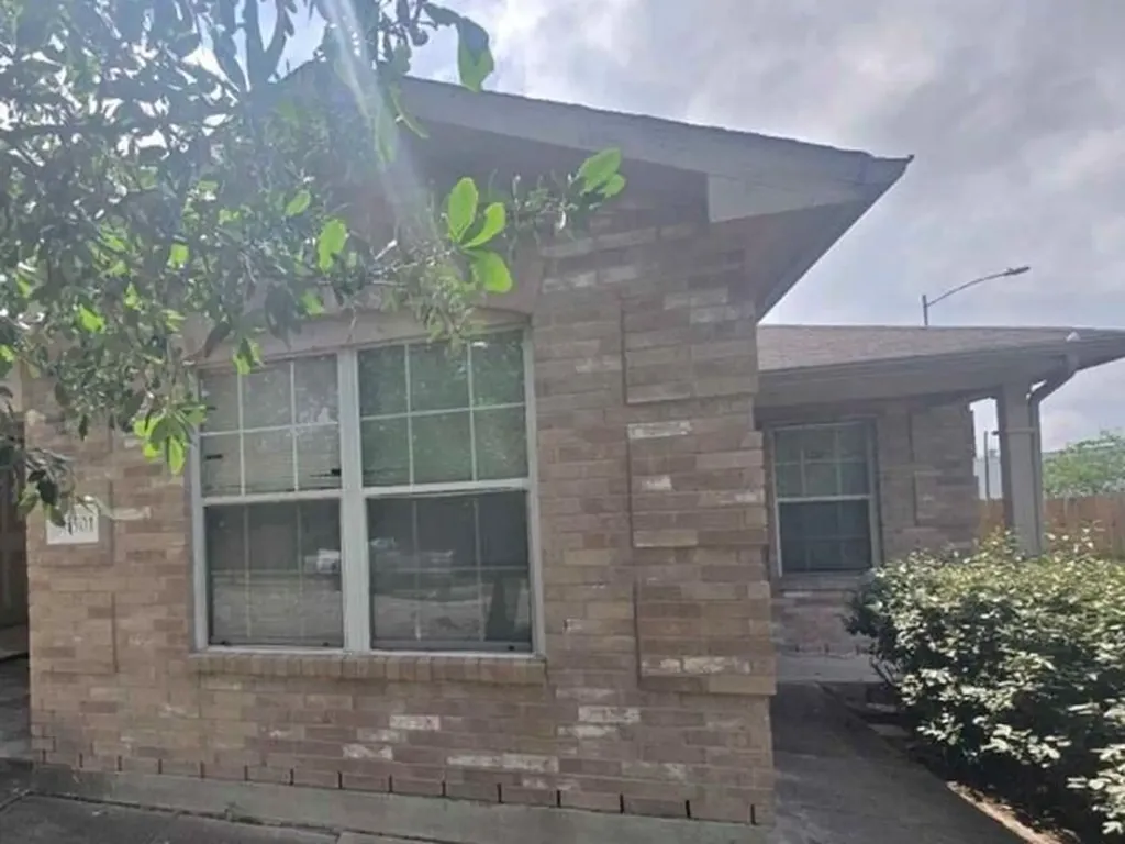 18501 Maxa Drive Manor TX 78653