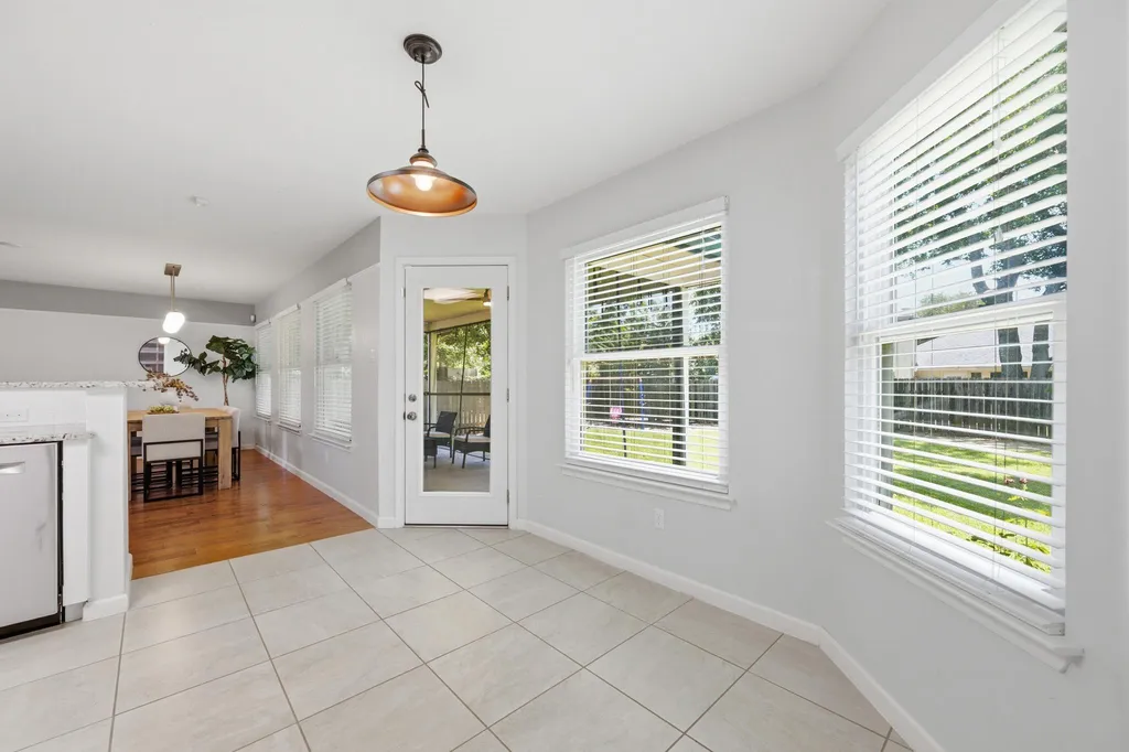 2913 Wavecrest Boulevard Austin TX 78728