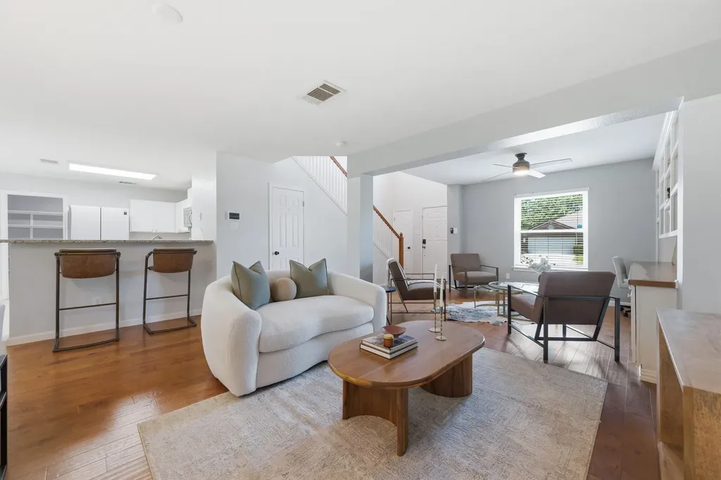 2913 Wavecrest Boulevard Austin TX 78728